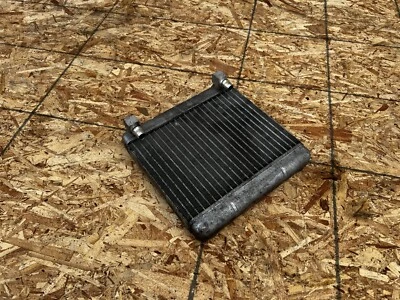 МАСЛЯНЫЙ РАДИАТОР ОХЛАДИТЕЛЯ ДВИГАТЕЛЯ 7241963 BMW F10 550I 535I 528I (2011-2019) OEM - Изображение 1 из 3