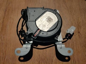 2017-2019 CADILLAC XT5 FRONT LEFT SEAT COOLING BLOWER MOTOR FAN 84153107 OEM - Picture 1 of 4