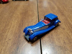 vintage 1978 Tomica Bugatti Coupe De Ville (227) - Picture 1 of 4