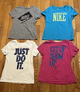 Girls Nike T shirt Lot Size Small - Picture 1 of 2