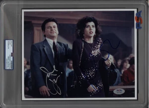 JOE PESCI & MARISA TOMEI MY COUSIN VINNY Signed (2) Autograph 8 x 10 Photo - PSA - Picture 1 of 3