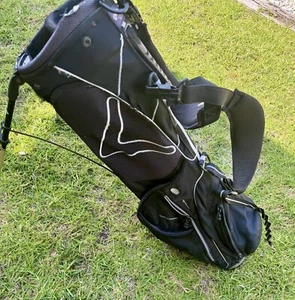 Callaway Hyper Lite 3.0 3 Way Divided Golf Stand Bag White Black 5 Pockets. Used - Picture 1 of 16