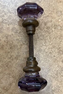 VINTAGE OCTAGONAL PURPLE GLASS DOOR KNOB SET- RARE - Picture 1 of 5