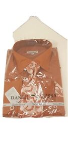 Daniel Ellissa Rust Mingle, Solid Collar & Cuff Dress Shirt /Cuff Links.  18.5 