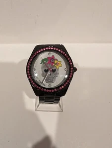 Betsey Johnson Rainbow Box Skull - Picture 1 of 3