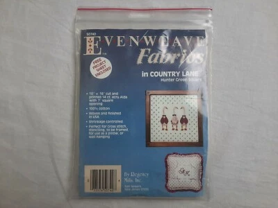 Evenweave Fabrics (In Country Lane) Hunter Green Square Fabric 16" x 16"  - Image 1 of 3