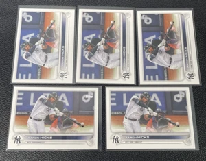 Lote de (5) 2022 Topps Serie 2 Béisbol #497 Aaron Hicks New York Yankees A10 - Imagen 1 de 11