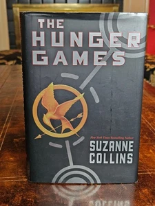 Hunger Games First Edition October 2008 Suzanne Collins Hardcover - Preowned - Imagen 1 de 16