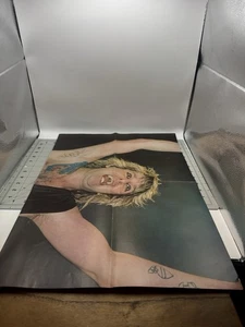 Hit Parader Heavy Metal Heroes Magazine May 1985 AC/DC Vs OZZY OSBORNE Poster!!! - Foto 1 di 9