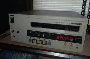 Sony BVW-22 Betacam SP Professional Broadcast Videocassette Player Beschreibung lesen - Bild 1 von 6