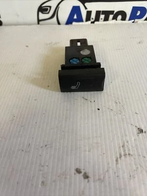 Переключатель подогрева сиденья SsangYong Rexton 2006 864W025002 - Изображение 1 из 4