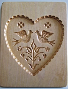 Gene Wilson Deep Cavity Mold "Lovebirds" PA Dutch Style; 1998; Natural Finish - Bild 1 von 4
