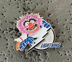 Tampa Bay Lightning Animal NHL Hockey Pin - Imagen 1 de 2