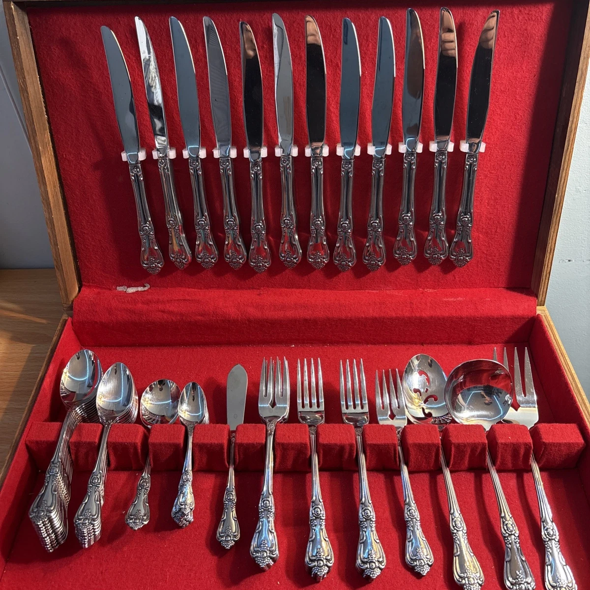 Lazycorner Juego De Cubiertos Negros De 53 Piezas Para 8, Juego De  Cubiertos Con Cuchillos Para, image size:1200x1200