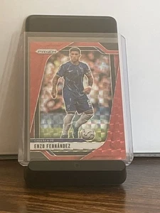 2024-25 Panini Prizm Premier League - Enzo Fernandez #89 Red Mosaic Prizm - Picture 1 of 2