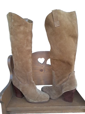 NUEVO CROWN VINTAGE Botas de vestir altas de cuero gamuza beige para mujer talla 9 Foto 1 de 4