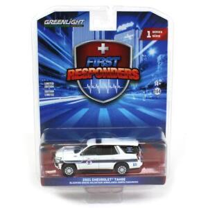 1/64 2021 Chevrolet Tahoe Blooming Grove Ambulance First Responders 1 67040-F