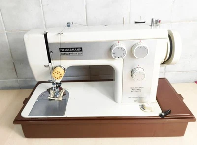 Koffer-Nähmaschine Neckermann Dorina Vollzickzack Nutznaht Automatic - Bild 1 von 4