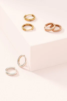 Mini aros Stella & Dot Essential - ¡Nuevos! (Falta 1 de los aros de oro rosa) Foto 1 de 4