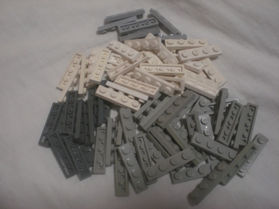 LEGO 84 x Basic Bauplatte Grundplatte hellgrau dunkelgrau weiß  1x4 3710 - Bild 1 von 1