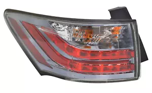 New Driver Side LED Tail Light FOR 2014 2015 2016 2017 Lexus CT200h - Picture 1 of 6
