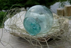 Japanese Glass Fishing Float 2" Aqua w/ Net & Oyster Shell Display Tiki Beach - Picture 1 of 11