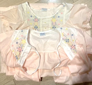 Vintage Nachthemd S/M Staubmantel Morgenmantel Set von Carole rosa Blumen Kodel Polyester - Bild 1 von 8