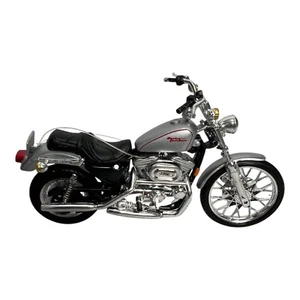 Maisto Harley Davidson XLH Sportster 1200 Evolution 1:18 Silver Model Motorcycle - Picture 1 of 6