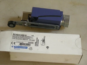TELEMECANIQUE SENSORS XCKD2145N12 Mini Limit Switch Side Actuator 1no/1nc - Picture 1 of 1