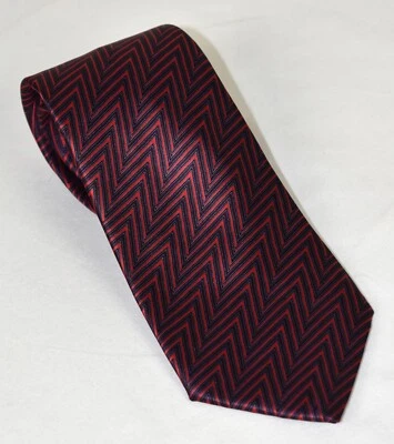 ¿Usado? Corbata Stefano Ricci Arándano Zig Zag Patrón Extra Suave 100% Seda Foto 1 de 4