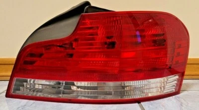 Luz trasera panel derecho bmw e82 e88 oem 135i 128i 63214869810 Foto 1 de 4