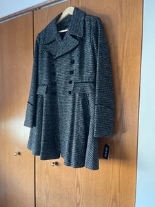Guess woman's coat L - Picture 1 of 6