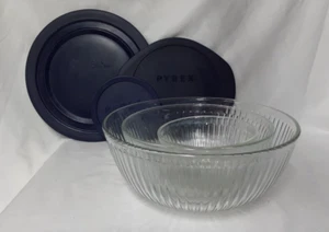 Vintage Pyrex klar gerippt verschachtelte Rührschüsseln Deckel-Set von 3 (7401, 7404, 7403) - Bild 1 von 10