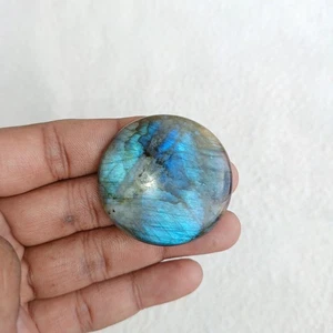 Cabochon tondo multilabradorite naturale 41x42x6 mm circa 100,65 ct AMJ90 - Foto 1 di 5
