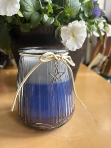 Handmade Decorative Scented Candle - Picture 1 of 2