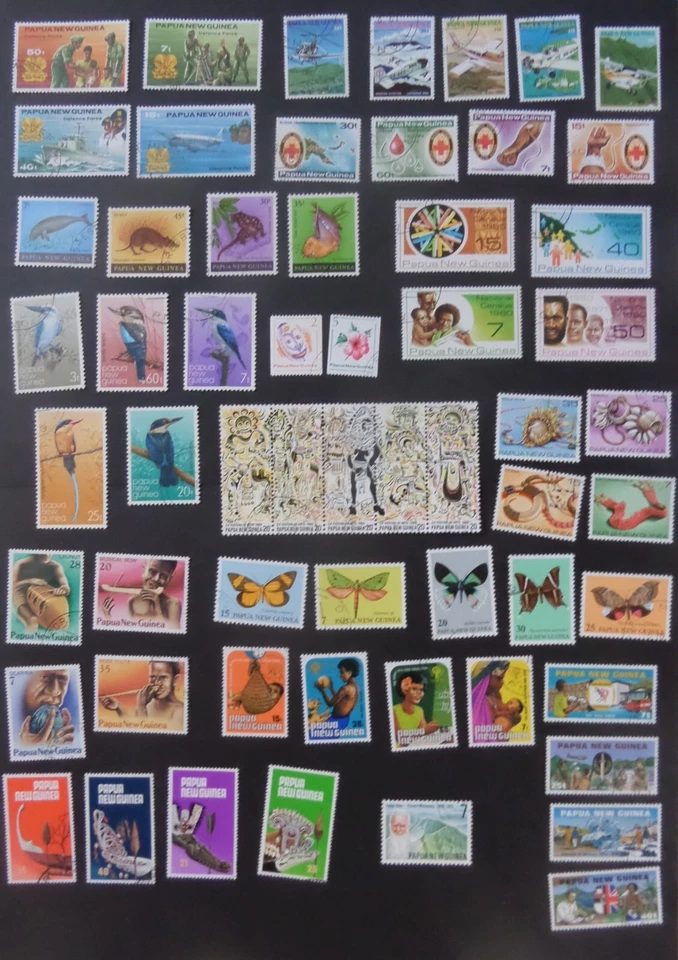 Papua New Guinea 15 different used stamps cancelled sets as photo - Image 1 of 1