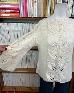Suéter Jersey Hecho a Mano Damas XS 8 10 Lana Tejido Abierto Festoneado Manga 3/4 Cable - Imagen 1 de 12
