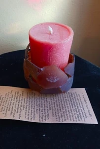 100% Pure Beeswax Pillar Candle, Unscented in SEAGLASS HOLDER Authentic Glass - Picture 1 of 6