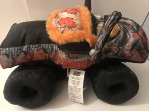 2013 Zombie Monster Jam Puff Truck Very Rare!! Mint NWT - Picture 1 of 4