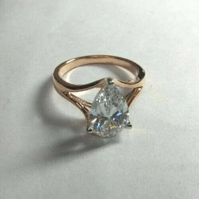 真品莫桑石 3.00 克拉梨形切割单颗订婚戒指 14K 镀黄金 — 第 1/4 张图片