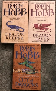 Robin Hobb books, Rains Wild Chronicles books 1, 2 & 3, Dragon Keeper - Bild 1 von 4