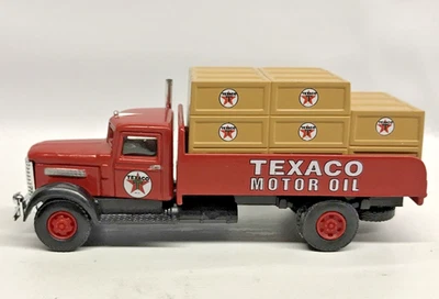Литой классический грузовик доставки Texaco Peterbilt в масштабе HO IMEX с грузом 870172 - Изображение 1 из 4