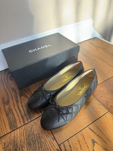 Chanel Ballerina Black Quilted Leather Ballet Flat Pumps Toe Cap Size 5 38 - Picture 1 of 11