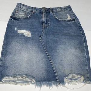 Denim Co. Mini Skirt Distressed With Plenty Of Tares Size 6 USA - Picture 1 of 12