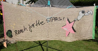 Schal/Tuch CODELLO Reach for the STARS! Snoopy orange Sterne ca.172 x 63 cm -NEU - Bild 1 von 4