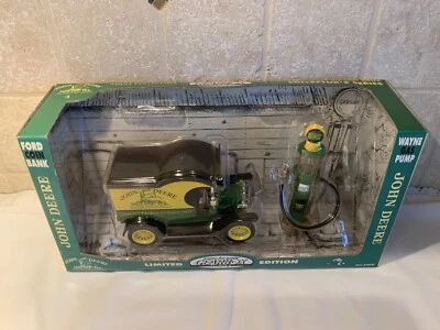 John Deere 1912 Ford Model "T" Coin Bank 1920 Wayne Gas Pump Limited Edition - Image 1 of 4