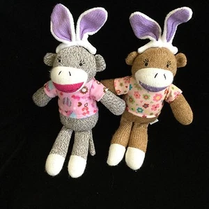 Dan Dee Conejo de Pascua Calcetín Mono Tejido Lote Peluche Juguete Suave 2 Corazones Flores Conejo - Imagen 1 de 5