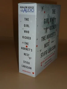 THE GIRL WHO KICKED THE HORNET'S NEST #3 OF SERIES AUDIO 16 CDs - Imagen 1 de 3