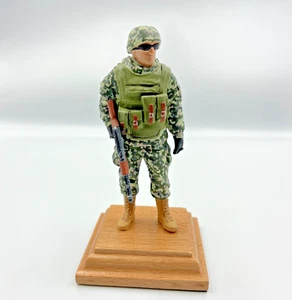 Figura pintada soldado moderno de las Fuerzas Armadas de Ucrania escala 1:16 resina - Imagen 1 de 9