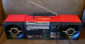PHILIPS D 8254 STEREO RADIO CASSETTE RECORDER RARE RED VERSION - Foto 1 di 13